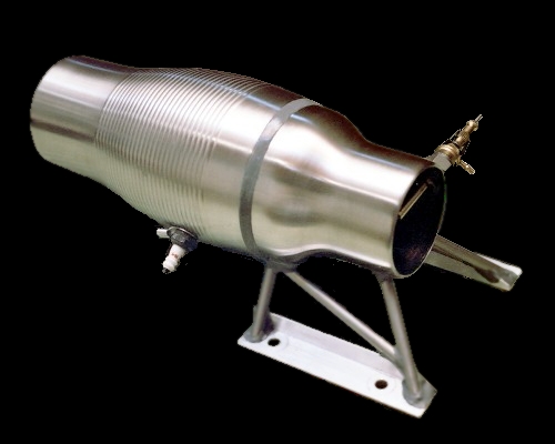'Maggie Muggs' experimental low-speed ramjet engine (c) 2004 Larry Cottrill